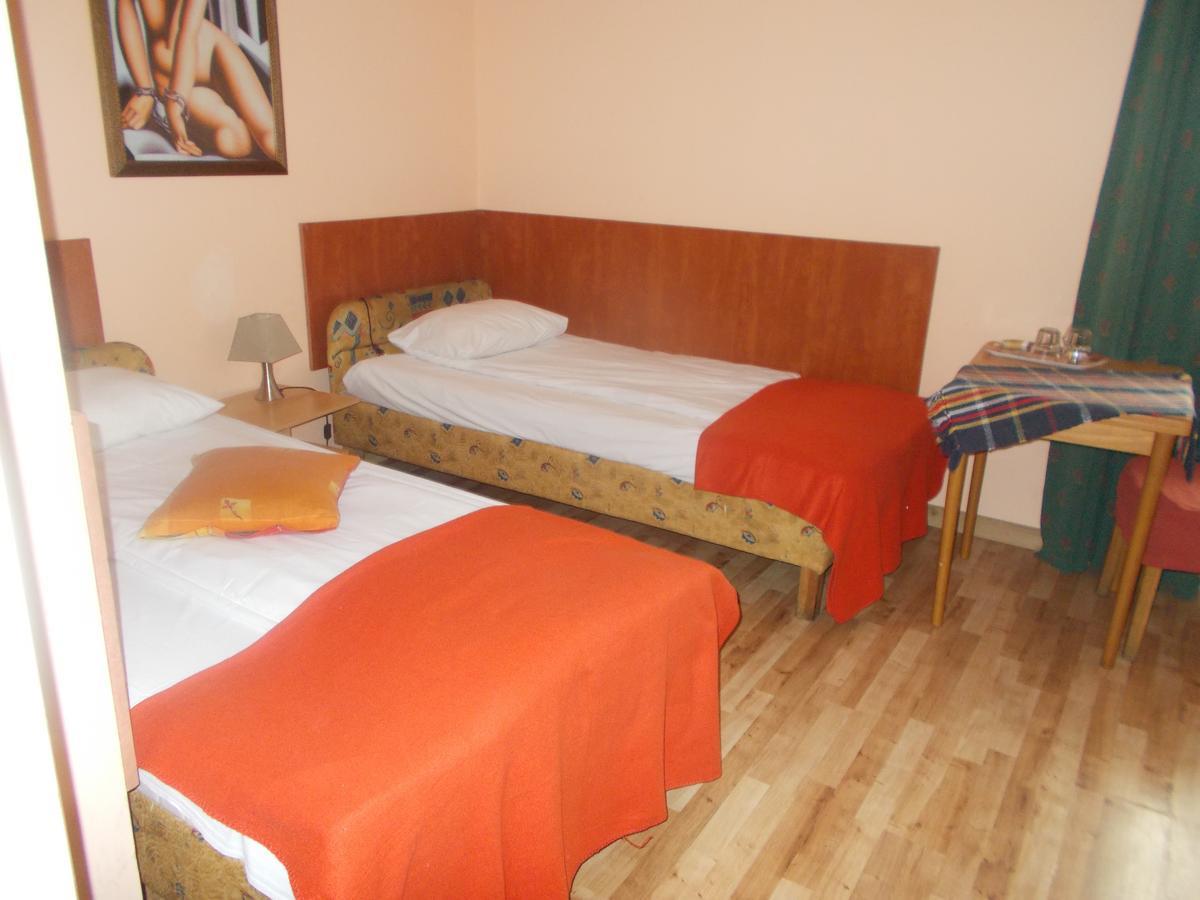 Motel Rezydent Breslau Exterior foto