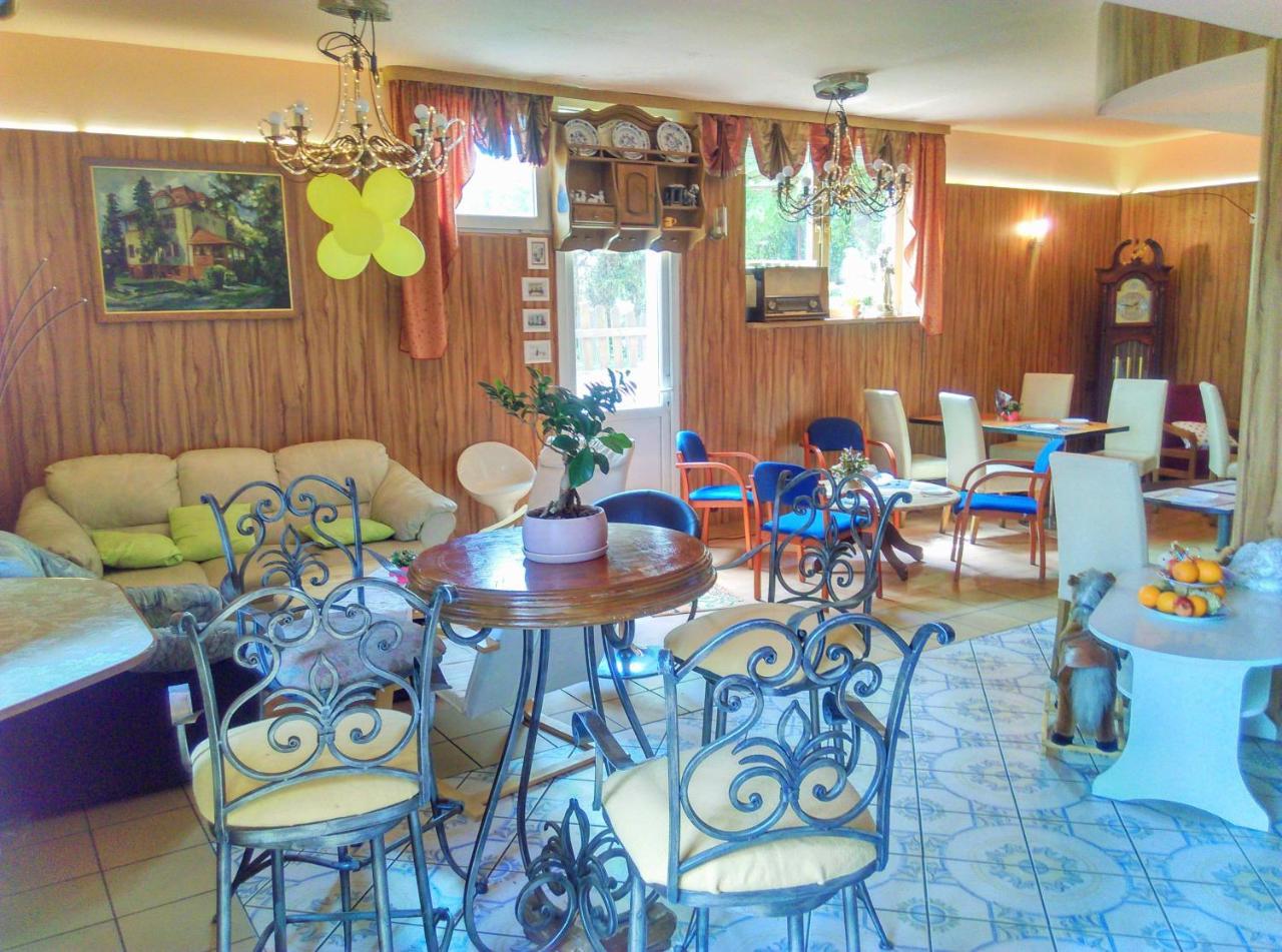 Motel Rezydent Breslau Exterior foto